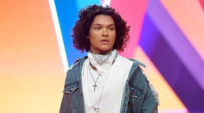 🇸🇪İsveç: SVT, Melodifestivalen 2022 için ‘Young Royals’ yıldızı Omar Rudberg’i istiyor